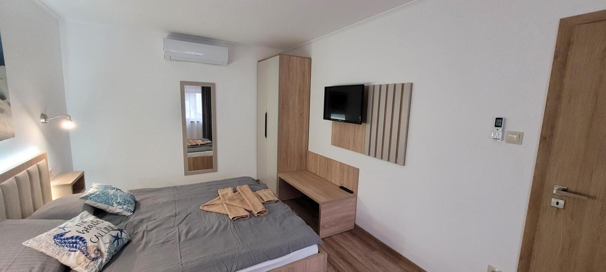Csaladi Kikoeto Apartman Gyula Exterior photo